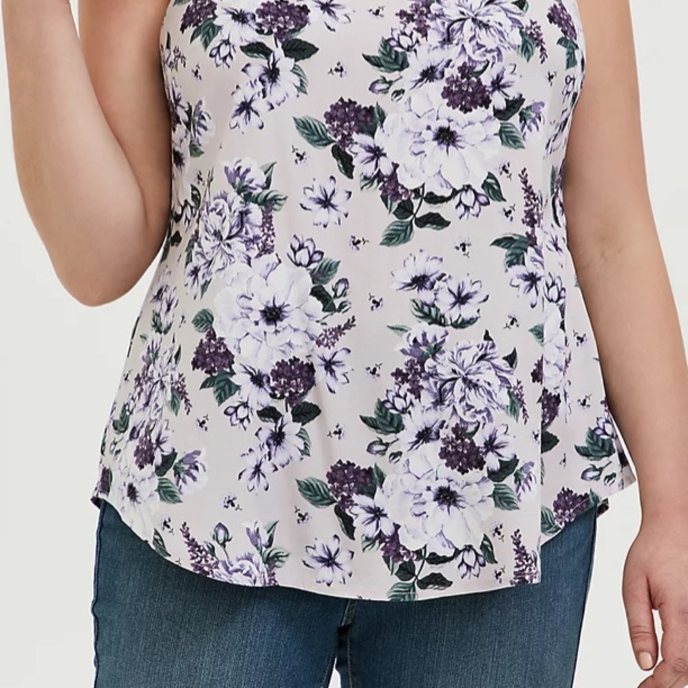 ***SOLD*** NWT! Torrid Floral Cami Size 1